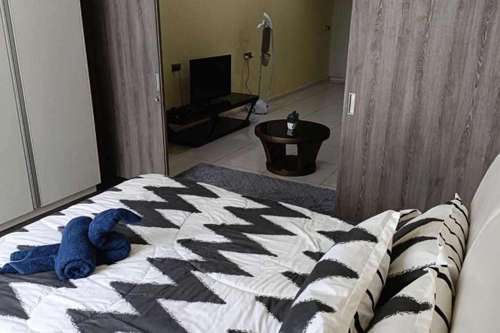 Pangsapuri Cozy M Android Box, Pool And Area Kuala Lumpur